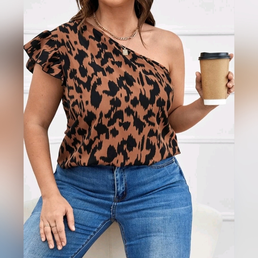 Shein haul - 3 shirts Brand new - 2xl